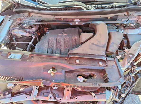JA4ATWAA5RZ014839 2024 MITSUBISHI ECLIPSE Silver Շարժիչի բաժամունքի տեսք