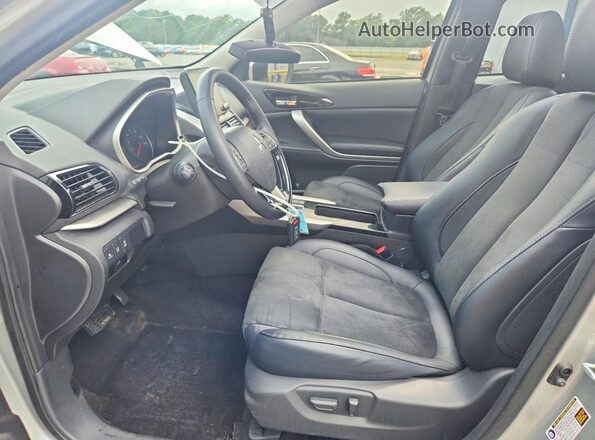 JA4ATWAA8RZ052291 2024 MITSUBISHI ECLIPSE Silver Вид салону спереду