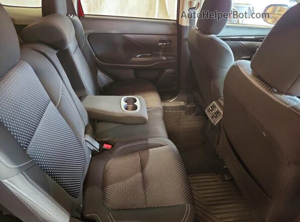 JA4AZ3A30LZ007593 2020 MITSUBISHI OUTLANDER Red უკანა სალონის ხედი