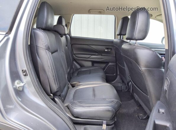 JA4AZ3A33LZ020936 2020 MITSUBISHI OUTLANDER Charcoal უკანა სალონის ხედი