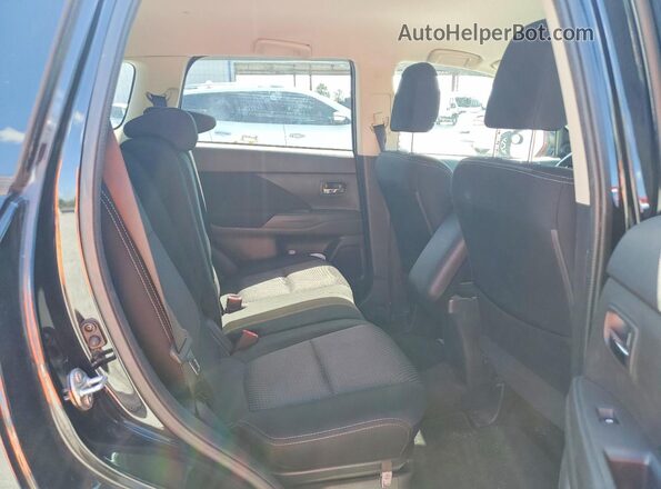 JA4AZ3A35HZ065447 2017 MITSUBISHI OUTLANDER Black Вид задньої частини салону