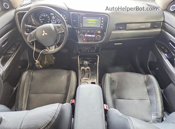 JA4AZ3A3XJZ007730 2018 MITSUBISHI OUTLANDER Silver Dashboard view