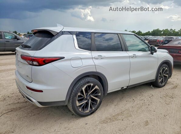 JA4J3UA84PZ024101 2023 MITSUBISHI OUTLANDER White Հետևի աջ