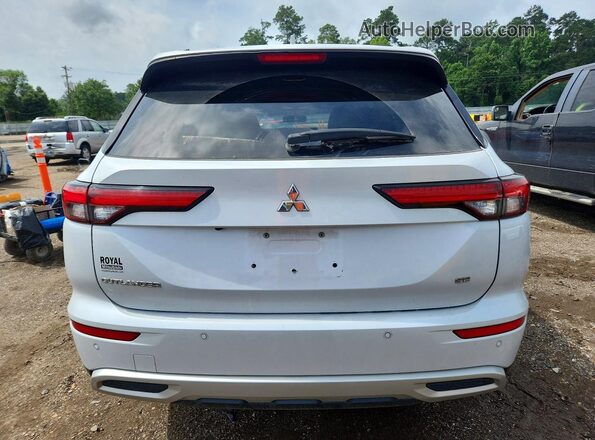JA4J3UA84PZ044302 2023 MITSUBISHI OUTLANDER White Հետևի տեսք