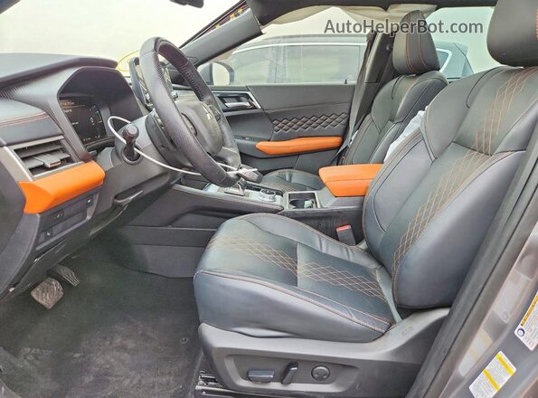 JA4J3VA83PZ027402 2023 MITSUBISHI OUTLANDER Gray Вид салону спереду