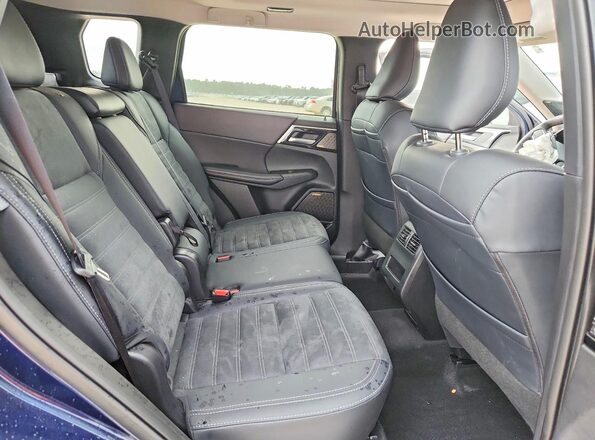JA4J3VA8XSZ050765 2025 MITSUBISHI OUTLANDER Blue უკანა სალონის ხედი