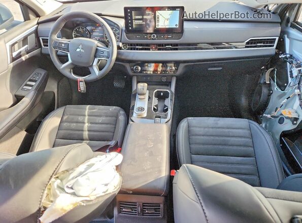 JA4J3VAB4TZ008573 2026 MITSUBISHI OUTLANDER Silver წინა პანელის ხედი