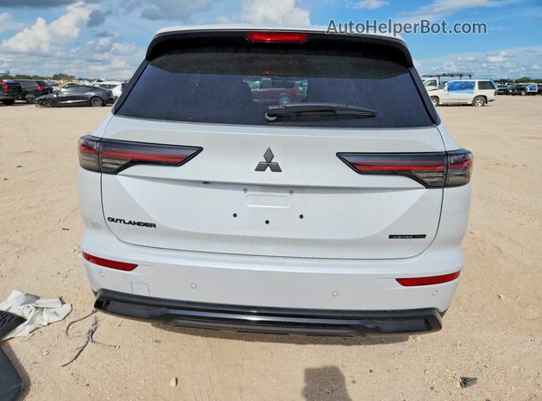 JA4J3VABXTZ028892 2026 MITSUBISHI OUTLANDER White Vista trasera