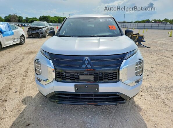 JA4J3VABXTZ028892 2026 MITSUBISHI OUTLANDER White Vista frontal