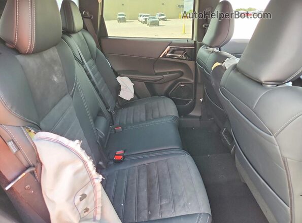 JA4J3VABXTZ028892 2026 MITSUBISHI OUTLANDER White Vista interior trasera