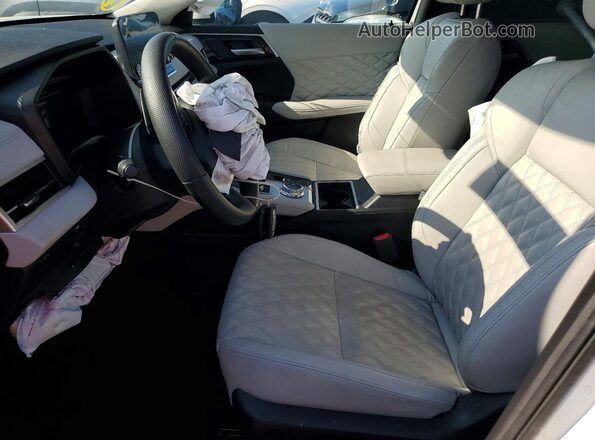 JA4J3WA87RZ005413 2024 MITSUBISHI OUTLANDER White Widok wnętrza z przodu