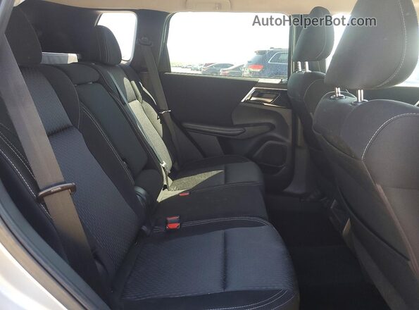 JA4J4TA80NZ044656 2022 MITSUBISHI OUTLANDER Серебряный Вид задних сидений
