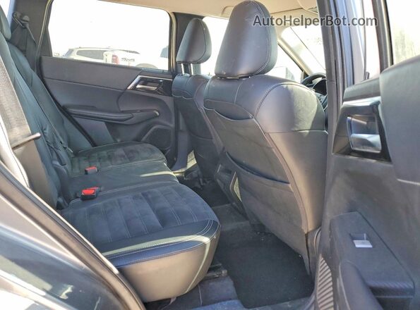 JA4J4UA84PZ057239 2023 MITSUBISHI OUTLANDER Silver Rear interior view