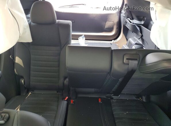 JA4J4VAB2TZ043187 2026 MITSUBISHI OUTLANDER Черный Вид задних сидений
