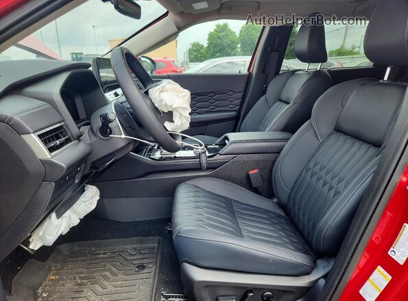 JA4J4WAB5TZ012876 2026 MITSUBISHI OUTLANDER Red Front interior view