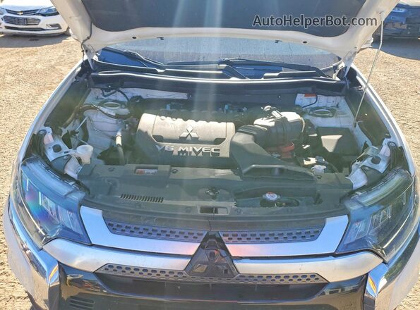 JA4JZ4AX7LZ609884 2020 MITSUBISHI OUTLANDER White Vista del compartimento del motor
