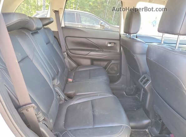 JA4JZ4AX7LZ609884 2020 MITSUBISHI OUTLANDER White Vista interior trasera