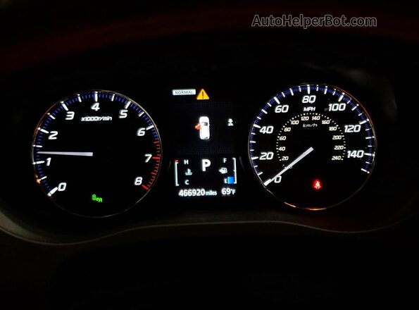 JA4JZ4AX8KZ055334 2019 MITSUBISHI OUTLANDER Silver Instrument cluster view