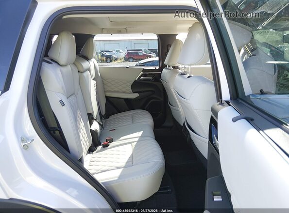 JA4T5VA97PZ033585 2023 MITSUBISHI OUTLANDER PHEV White 