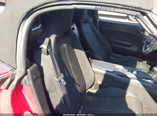 JC1NFAEK2J0138402 2018 FIAT 124 SPIDER Red VIN კოდის სტიკერის ხედი