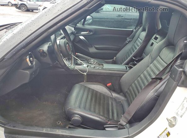 JC1NFAEK4J0137543 2018 FIAT 124 White წინა სალონის ხედი