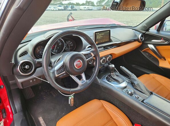JC1NFAEKXK0142814 2019 FIAT 124 Red Առջևի վահանակի տեսք
