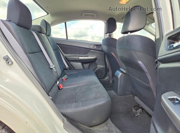 JF1GJAB6XGH013858 2016 SUBARU IMPREZA Белый Вид задних сидений