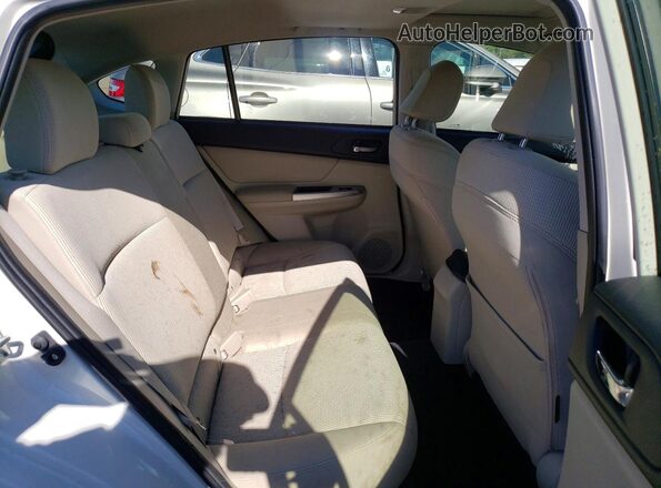 JF1GPAS69G8205710 2016 SUBARU IMPREZA White Вид задніх сидінь