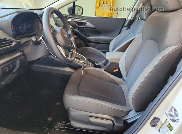 JF1GUABC6R8913916 2024 SUBARU IMPREZA White Vista interior delantera