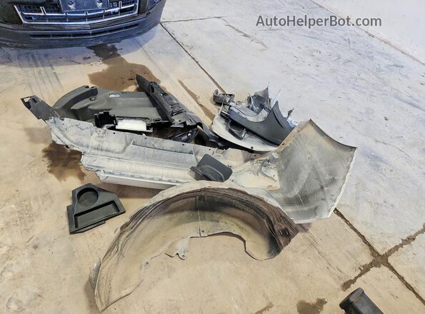 JF1GUABC6R8913916 2024 SUBARU IMPREZA White Vista del compartimento del motor