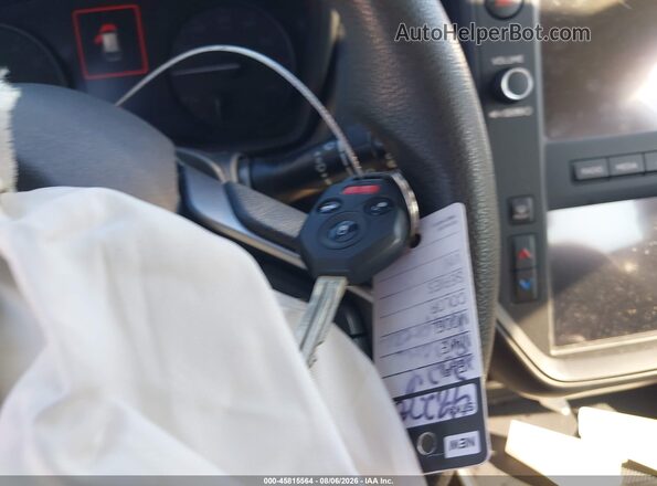 JF1GUABC7R8330528 2024 SUBARU IMPREZA Gray Vista del salpicadero