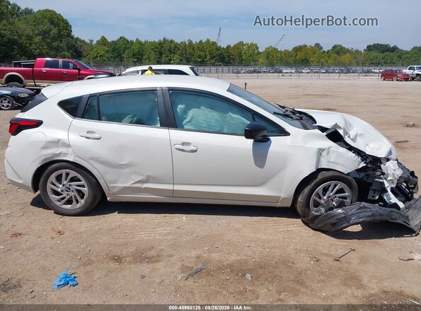 JF1GUABC8R8367443 2024 SUBARU IMPREZA White Widok wnętrza z tyłu
