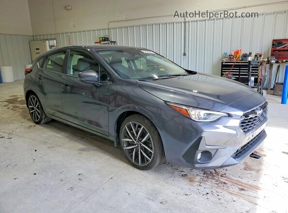 JF1GUAFCXR8345471 2024 SUBARU IMPREZA Серый Передняя правая четверть