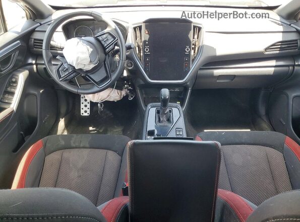 JF1GUHJCXR8243751 2024 SUBARU IMPREZA Серебряный Вид панели приборов