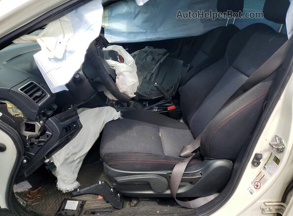 JF1VA1E65G9830197 2016 SUBARU WRX Белый Вид салона спереди