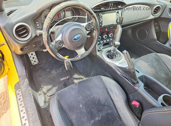 JF1ZCAC10H9601804 2017 SUBARU BRZ Yellow Dashboard view