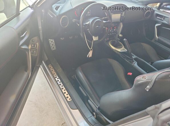 JF1ZCAC10H9605156 2017 SUBARU BRZ Silver Dashboard view