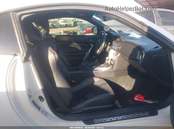 JF1ZCAC16G8600919 2016 SUBARU BRZ White წინა სალონის ხედი
