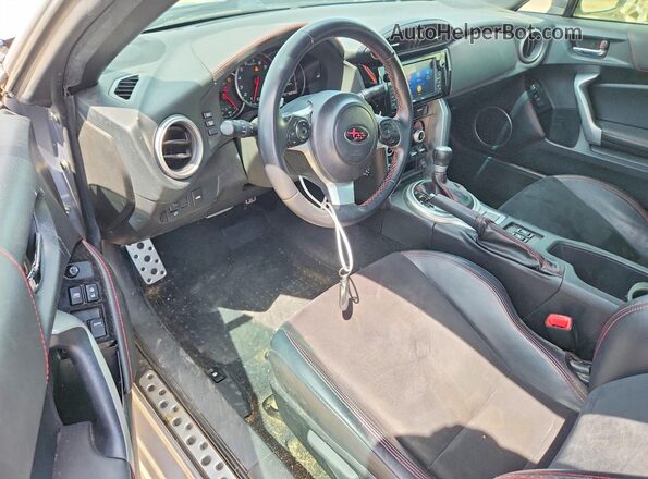JF1ZCAC16L8701307 2020 SUBARU BRZ Silver Widok deski rozdzielczej