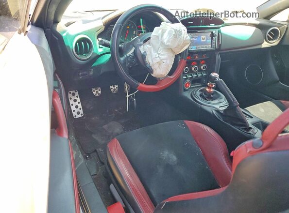 JF1ZCAD16J9600984 2018 SUBARU BRZ Синий Вид панели приборов