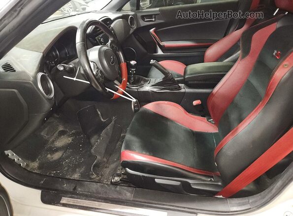 JF1ZCAD1XJ9600941 2018 SUBARU BRZ White Սալոնի դիմացի տեսք