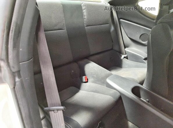JF1ZNAA11K8701596 2019 TOYOTA 86 White Vista de los asientos traseros