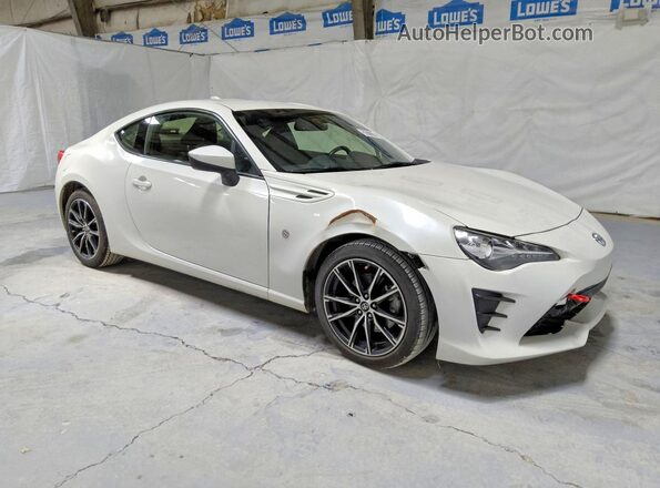 JF1ZNAA11K8701596 2019 TOYOTA 86 White Delantero derecho
