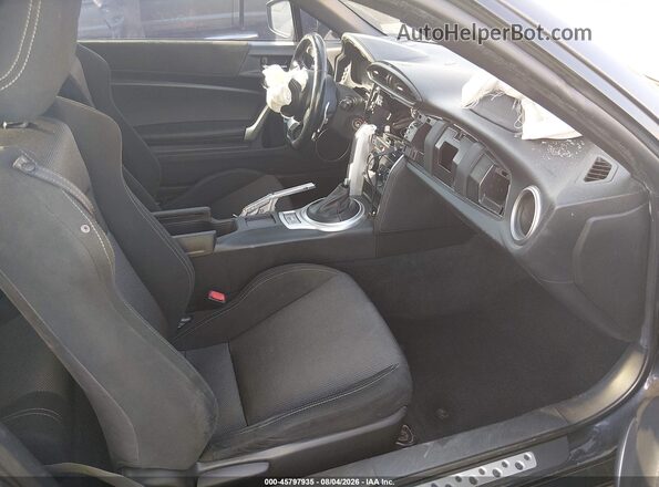 JF1ZNAA14H8709216 2017 TOYOTA 86 Gray Вид салону спереду