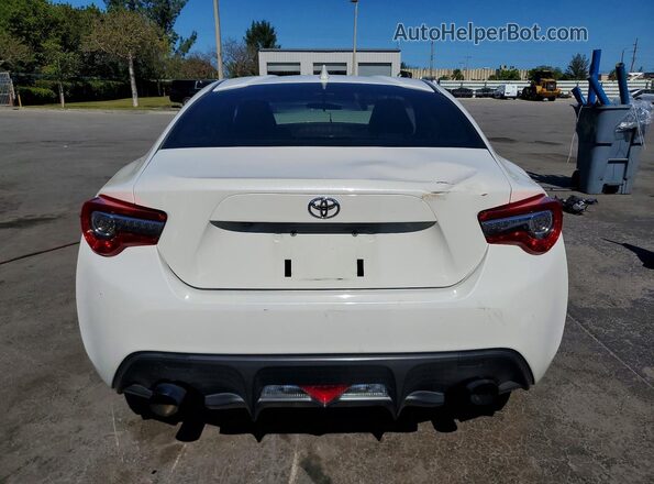 JF1ZNAA14H8711435 2017 TOYOTA 86 Белый Вид сзади