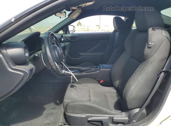JF1ZNBC15N8756544 2022 TOYOTA GR86 White წინა სალონის ხედი