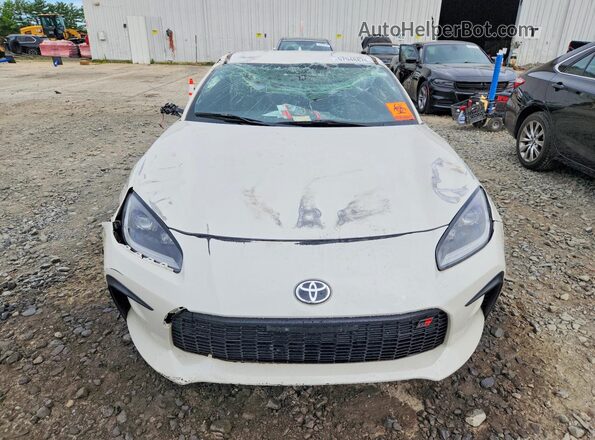 JF1ZNBE13S8751433 2025 TOYOTA GR White Вид спереду