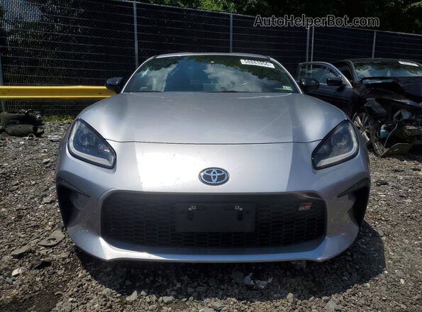 JF1ZNBE16P9765439 2023 TOYOTA GR Silver Widok z przodu