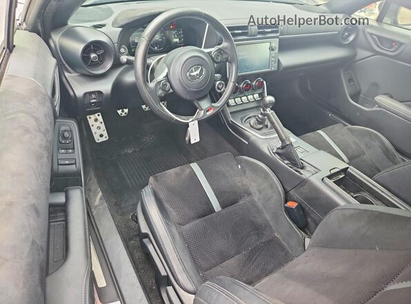 JF1ZNBE16P9765439 2023 TOYOTA GR Silver Widok deski rozdzielczej
