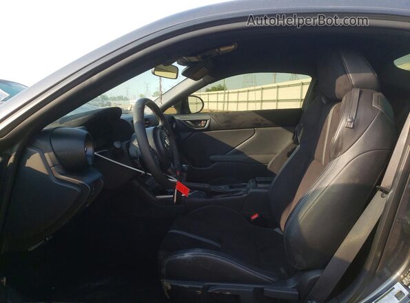 JF1ZNBE17S8754237 2025 TOYOTA GR Gray წინა სალონის ხედი